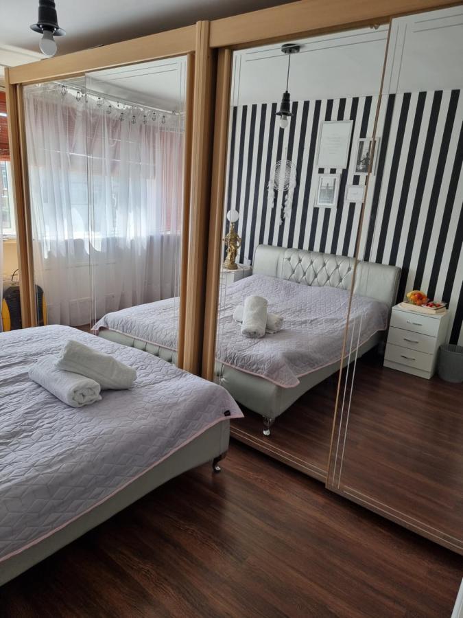 Hollybush Private House Hotel Лутън Екстериор снимка