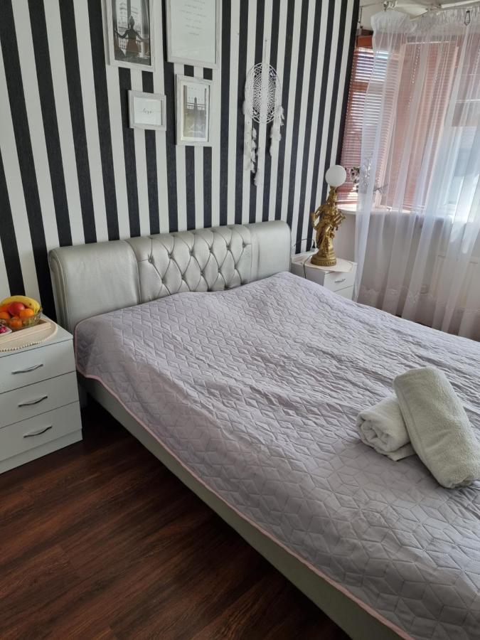 Hollybush Private House Hotel Лутън Екстериор снимка